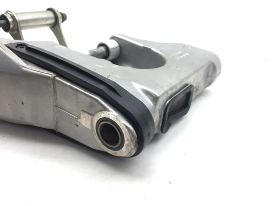 Swing Arm Swingarm 2001 Triumph Speed Triple 3373
