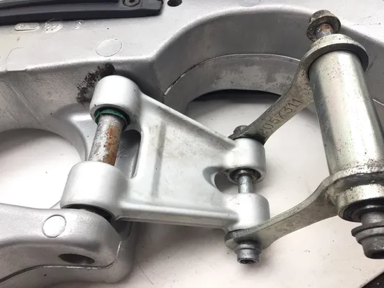 Swing Arm Swingarm 2001 Triumph Speed Triple 3373