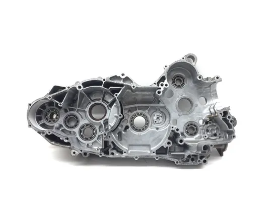 Engine Left Right Center Cases 2008 Suzuki Burgman 650 AN650 3351 x