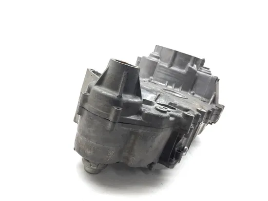 Engine Left Right Center Cases 2008 Suzuki Burgman 650 AN650 3351 x