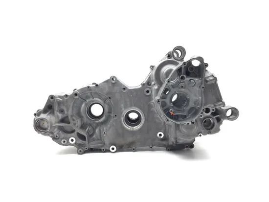 Engine Left Right Center Cases 2008 Suzuki Burgman 650 AN650 3351 x