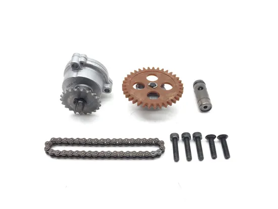 Engine Oil Pump Assembly 2008 Suzuki Burgman 650 AN650 3351