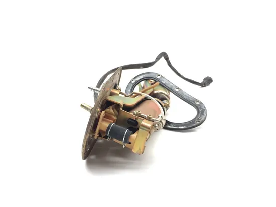 Gas Fuel Tank Pump 2002 Kawasaki Vulcan 1500 VN1500E Classic 3341