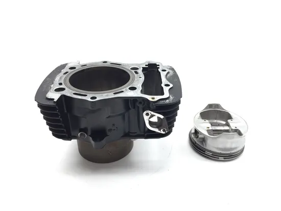 Engine Cylinder Jug W Piston Rear 2002 Kawasaki Vulcan 1500 Classic 3341 x