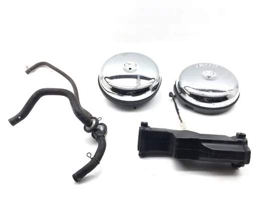 Airbox and Air Valve Assembly 2002 Kawasaki Vulcan 1500 VN1500E Classic 3341