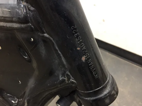 Main Frame Chassis 2002 Kawasaki Vulcan 1500 VN1500E Classic 3341