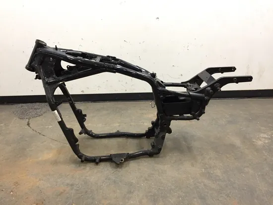 Main Frame Chassis 2002 Kawasaki Vulcan 1500 VN1500E Classic 3341