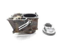 Engine Cylinder Jug W Piston 2016 Honda Pioneer 700-4 SXS700M4 3376