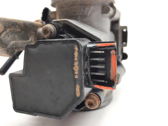 Engine Intake Throttle Body 2017 Honda Pioneer 700 SXS700M2D Deluxe 3378 x