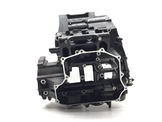 Upper Lower Center Cases Case 2008 Honda CBR1000RR 3371 x