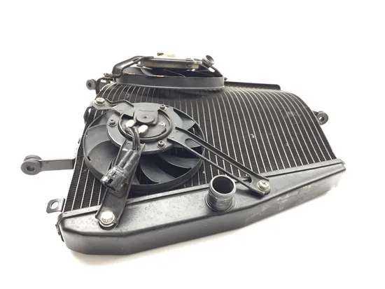 Radiator Cooling Front Fluid with Fan 2008 Honda CBR1000RR 3371 x