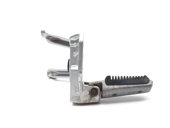 Right Rear Back Passenger Peg Bracket Side 2003 Suzuki Vstrom 1000 DL1000 3379 x