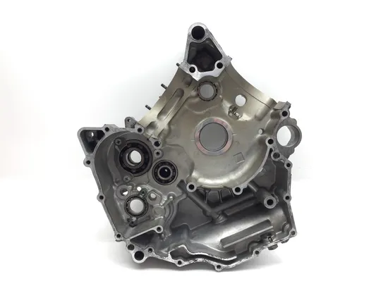 Engine Left Right Center Cases 2003 Suzuki Vstrom 1000 DL1000 3379