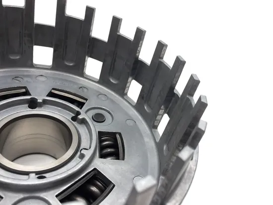 Engine Complete Clutch Hub Assembly 2003 Suzuki Vstrom 1000 DL1000 3379