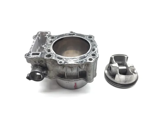 Engine Cylinder Jug W Piston Front 2003 Suzuki Vstrom 1000 DL1000 3379