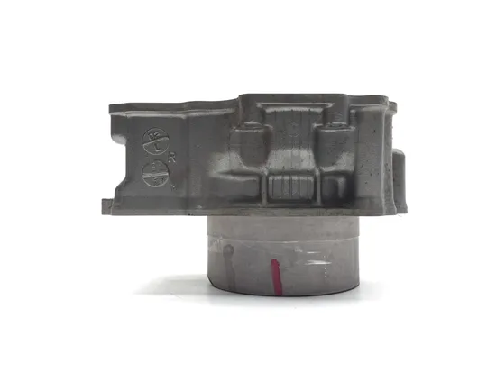 Engine Cylinder Jug W Piston Rear 2003 Suzuki Vstrom 1000 DL1000 3379