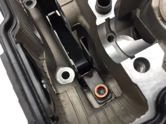 Engine Cylinder Head Complete W Cams Front 2003 Suzuki Vstrom 1000 DL1000 3379 x