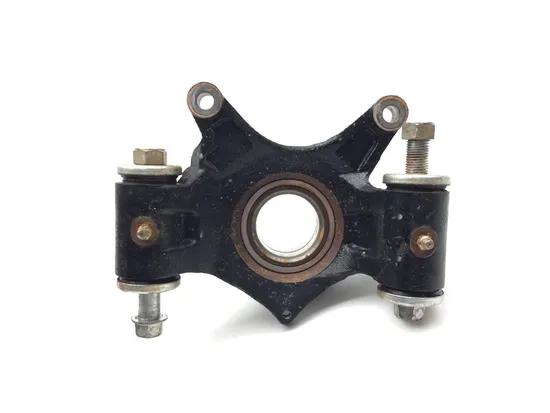 Left Rear Wheel Spindle Knuckle 2024 Yamaha Wolverine RMAX4 1000 XT-R 3377
