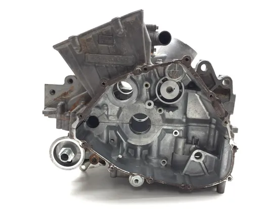 Engine Upper Lower Center Cases Case 2024 Yamaha Wolverine RMAX4 1000 XT-R 3377