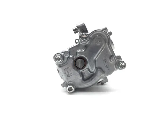 Engine Oil Pump Assembly 2024 Yamaha Wolverine RMAX4 1000 YXF10 XT-R 3377