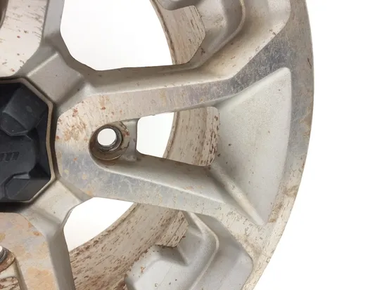 14 Front Wheel B 2015 Can-Am Commander 800R 4x4 DPS 3375