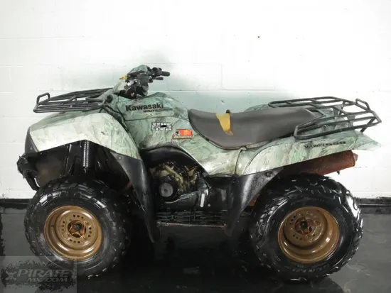 Engine Left Right Center Cases Case 08 Kawasaki Brute Force 650 KVF650D 4x4 478