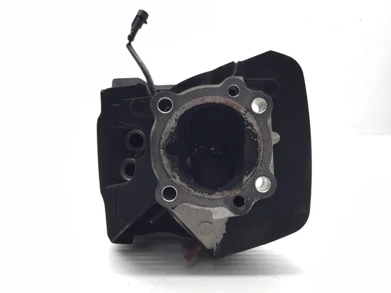 Engine Cylinder Head Complete Rear 2013 Harley Road Glide Custom FLTRX 3384 x