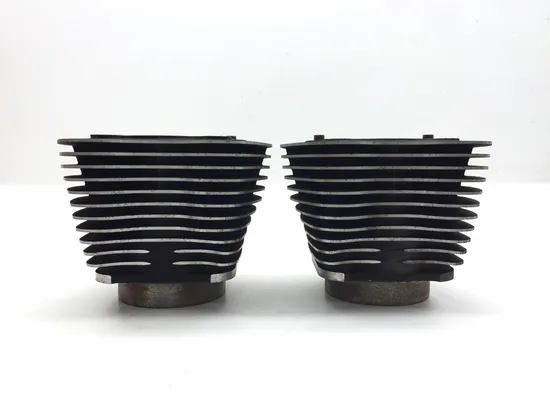 Front Rear Cylinder Jugs w Pistons 2013 Harley Road Glide Custom FLTRX 3384 x