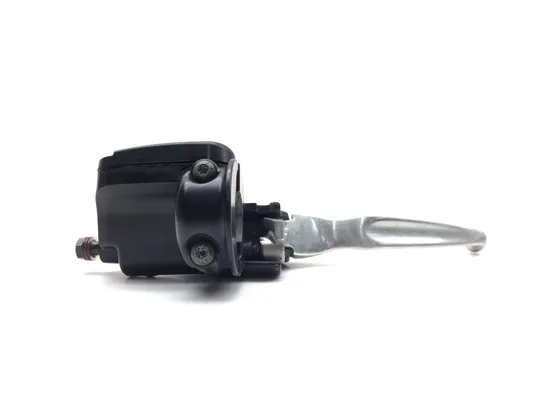 Front Brake Master Cylinder 2013 Harley-Davidson Road Glide Custom FLTRX 3384 x