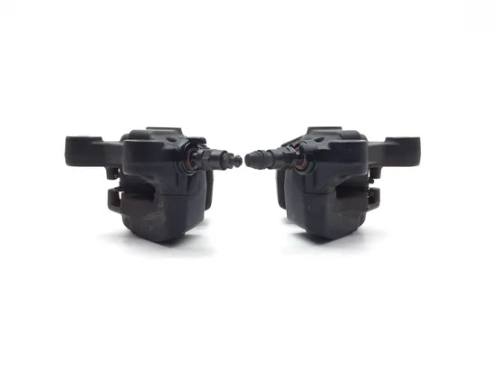 Left Right Front Brake Calipers Set 2013 Harley Road Glide Custom FLTRX 3384 4