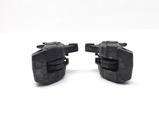 Left Right Front Brake Calipers Set 2013 Harley Road Glide Custom FLTRX 3384