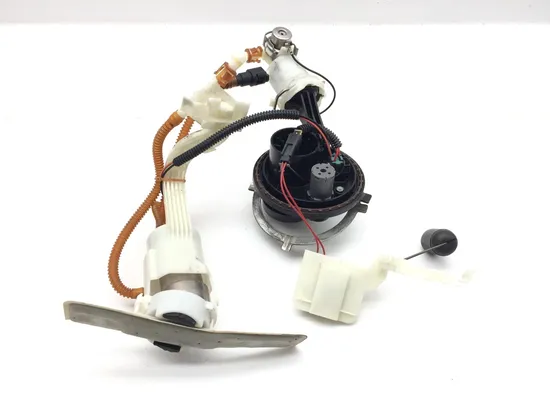 Gas Fuel Tank Pump 2013 Harley-Davidson Road Glide Custom FLTRX 3384 6