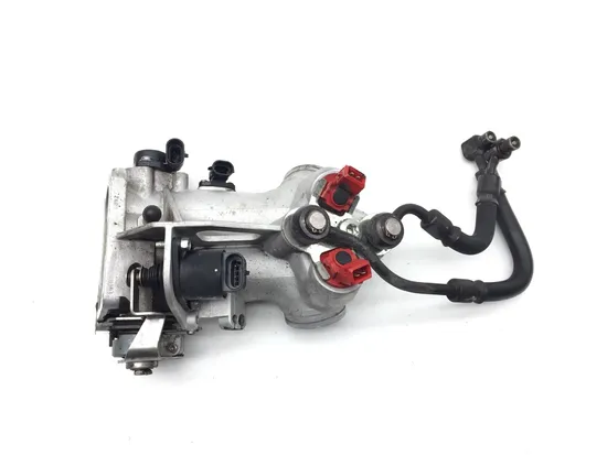 Throttle Body with Injectors 2000 Harley Electra Glide Ultra Classic EFI 3385 x