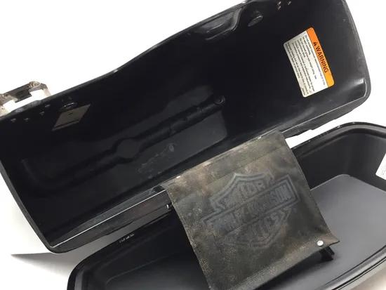 Saddlebags 2006 Harley-Davidson Electra Glide Classic EFI FLHTCI 3386 x 4