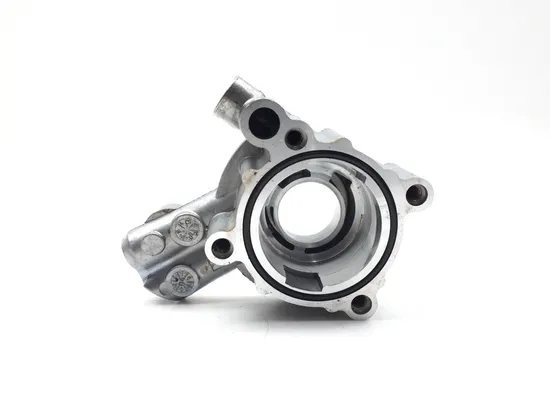 Cam Support Plate Oil Pump 2005 Harley Road King Classic EFI FLHRCI 3395 x 5