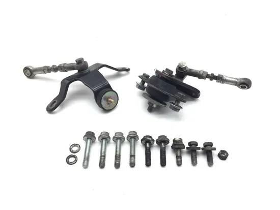 Engine Motor Mounts 2005 Harley-Davidson Road King Classic EFI FLHRCI 3395 1