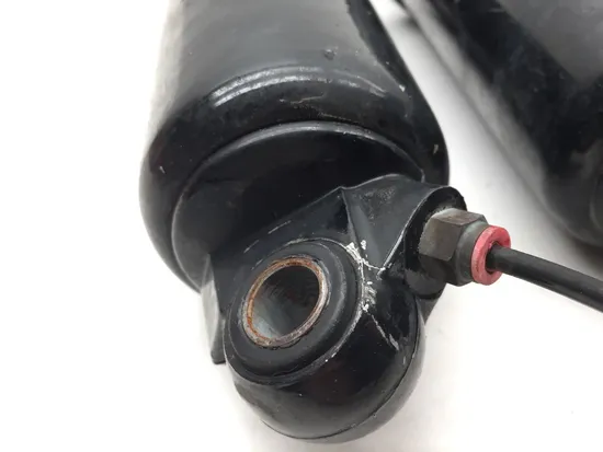 Rear Air Shocks Suspension 2005 Harley Road King Classic EFI FLHRCI 3395 x 5