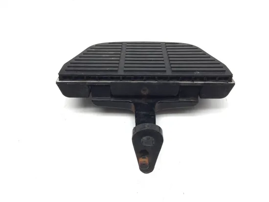 Left Right Passenger Floorboards 2005 Harley Road King Classic EFI FLHRCI 3395 x 8