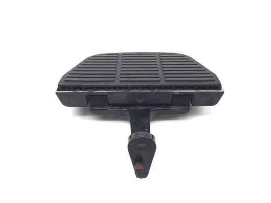 Left Right Passenger Floorboards 2005 Harley Road King Classic EFI FLHRCI 3395 x 3