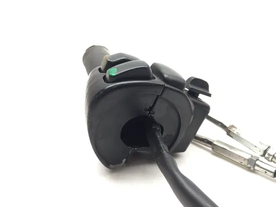 Right Control Switch 2005 Harley-Davidson Road King Classic EFI FLHRCI 3395 x 5