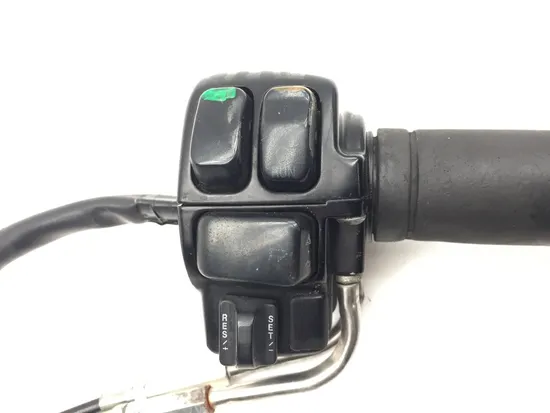 Right Control Switch 2005 Harley-Davidson Road King Classic EFI FLHRCI 3395 x 3