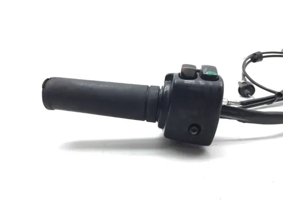 Right Control Switch 2005 Harley-Davidson Road King Classic EFI FLHRCI 3395 x 4