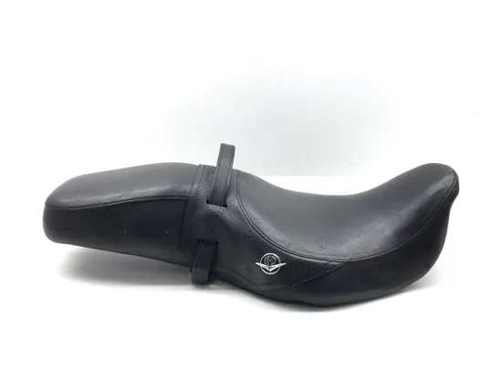 Seat 2005 Harley-Davidson Road King Classic EFI FLHRCI 3395 x 4