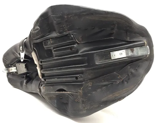 Seat 2005 Harley-Davidson Road King Classic EFI FLHRCI 3395 x 8