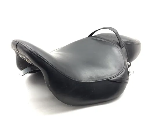 Seat 2005 Harley-Davidson Road King Classic EFI FLHRCI 3395 x 2