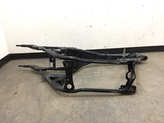 Main Frame Chassis 2005 Harley-Davidson Road King Classic EFI FLHRCI 3395 x 8