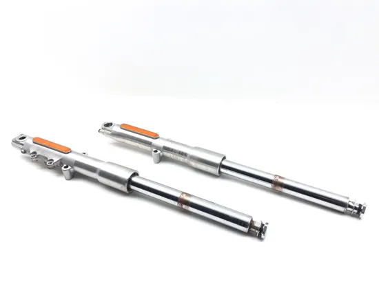 Front Forks Tubes Legs 2011 Harley-Davidson Heritage Softail Classic FLSTC 3394x