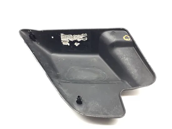 Left Right Side Covers 2005 Harley-Davidson Road King Classic EFI FLHRCI 3395 x 11
