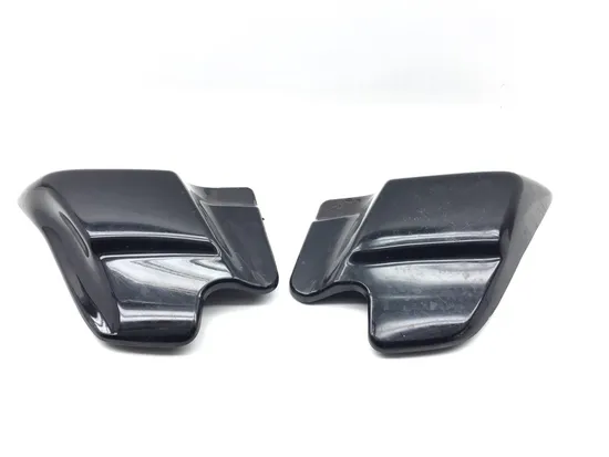 Left Right Side Covers 2005 Harley-Davidson Road King Classic EFI FLHRCI 3395 x 1