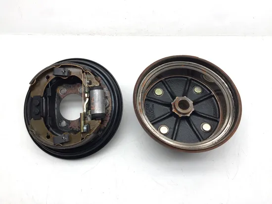 Rear Brake Drum Assembly Right 2002 Kawasaki Mule 2510 KAF950A 4x4 Diesel 3380 1